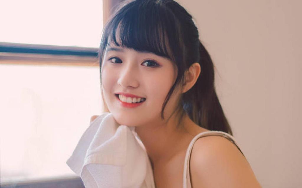 专搞亚裔妹子的黑人up主爆干送上门来的国内小情侣 男友边看女友被干边拍摄